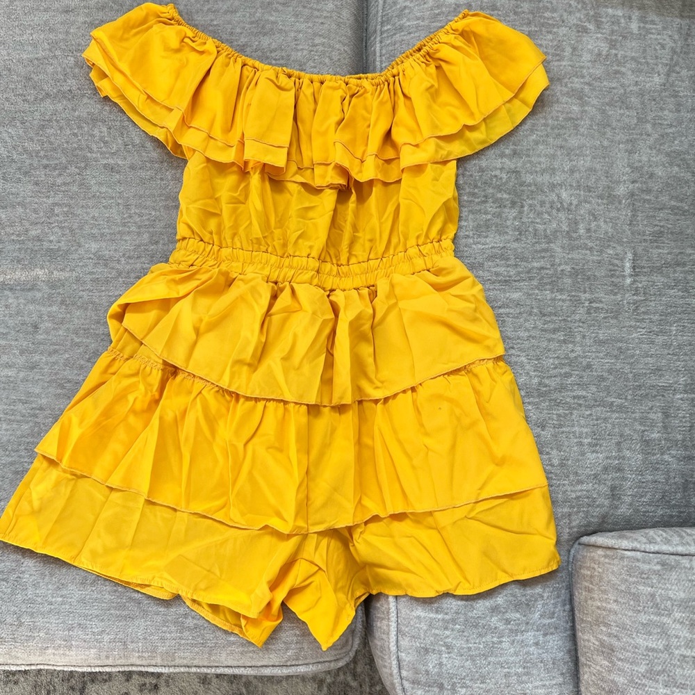 Short romper, pull on, NOTE it runs small